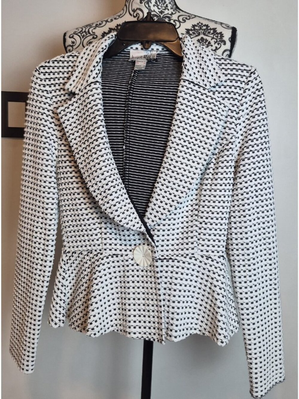 Joseph Ribkoff Textured Tweed Blazer One Button Peplum Black White Size 4